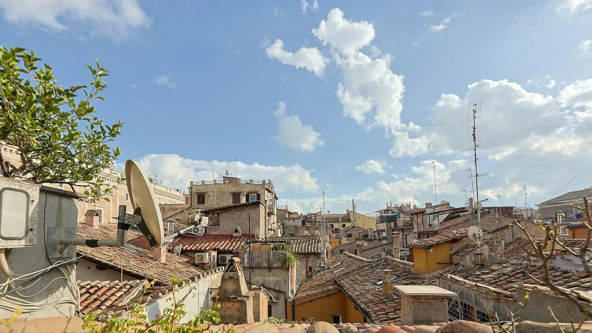 Majorelle Luxury Apartment Rome